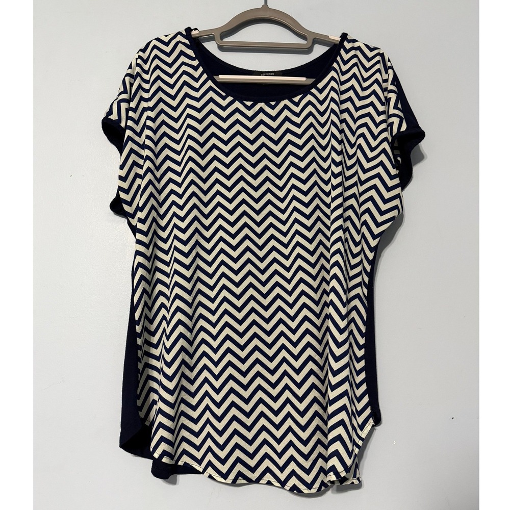 Espresso Women's 2X Navy Blue White Chevron Short Sleeve Scoop Neck Blouse 2373